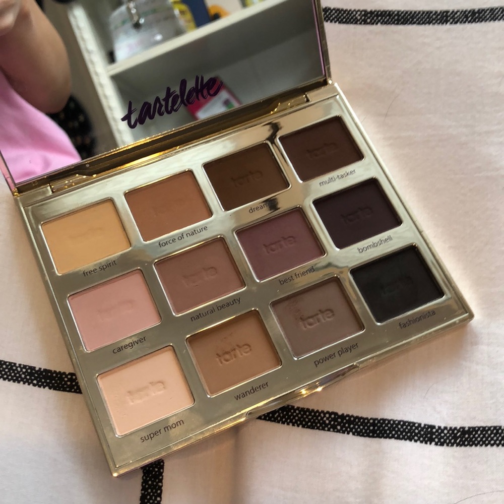 tarte eyeshadow pallet